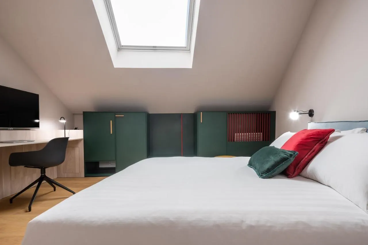 Bluemoon Apartments R&R Italy