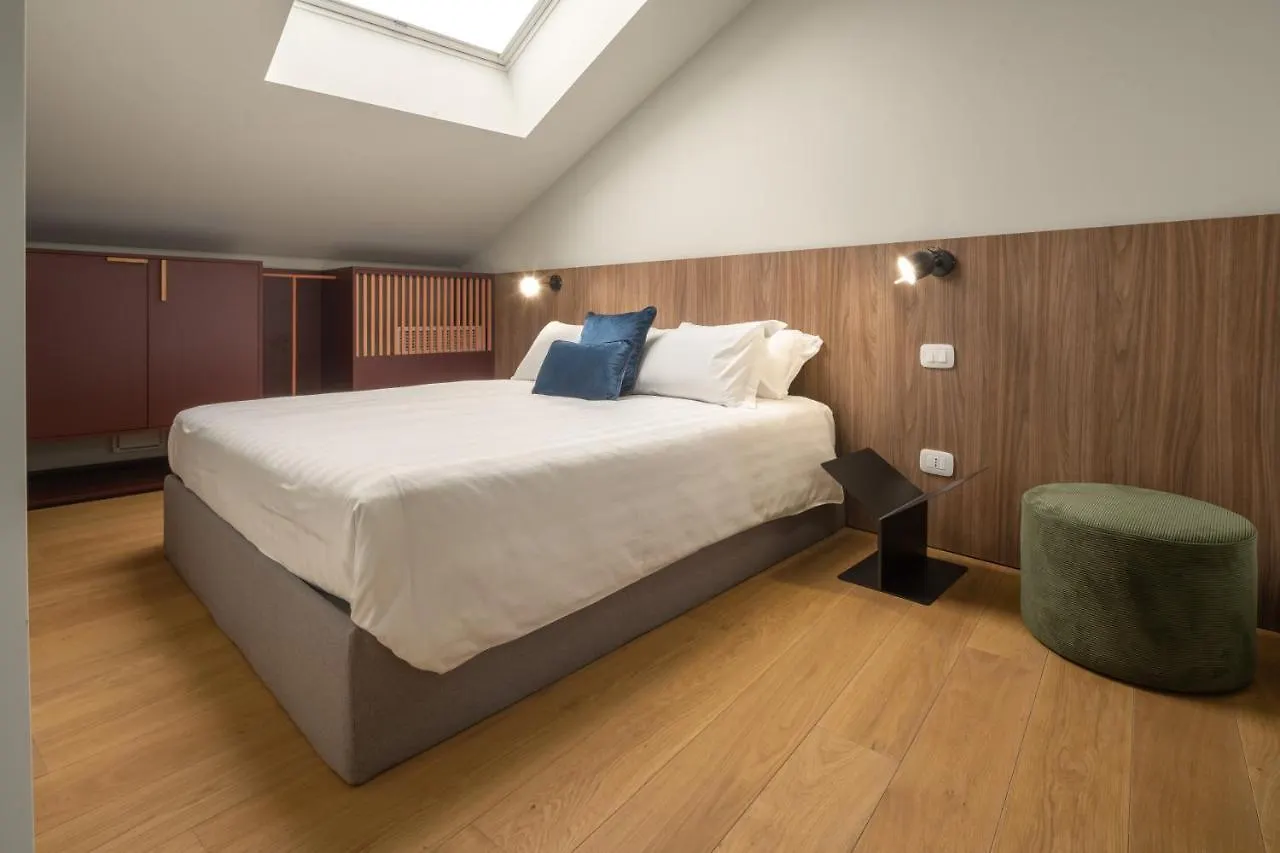 Bluemoon Apartments R&R