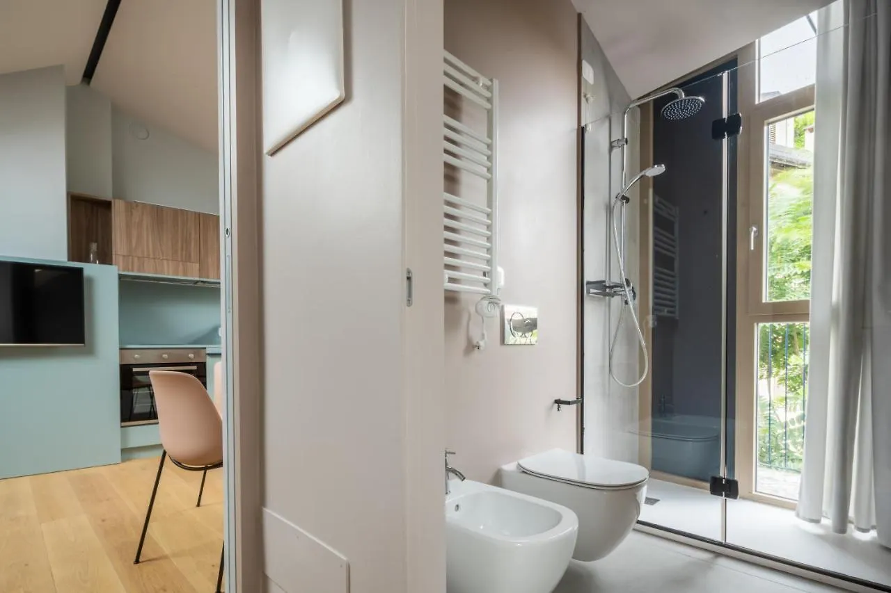Bluemoon Apartments R&R 0*, Milan Italy